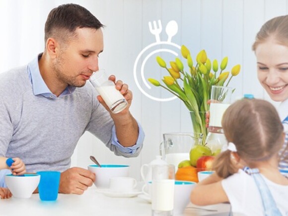 Toddler feeding skills_01_EXPLORE_Family mealtimes matter