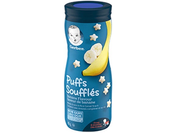 GERBER Puffs Banana flavour are light, easy to dissolve snacks made from puffed cereal grains and real apple that make a great 1st snack to help your baby develop fine motor skills.