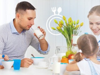 Toddler feeding skills_01_EXPLORE_Family mealtimes matter