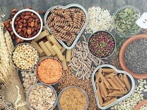 Whole grains and fiber_01_EXPLORE_Why toddlers need fiber and whole grains Whole grains and fiber_01_EXPLORE_Why toddlers need fiber and whole grains