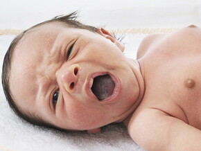 How to give your newborn a sponge bath How to give your newborn a sponge bath