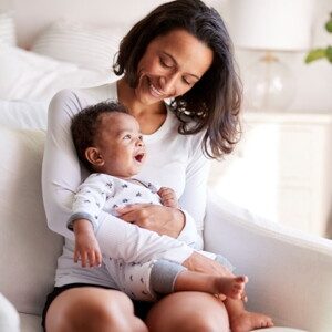 How to move from breastfeeding to bottle-feeding: A parents’ guide How to move from breastfeeding to bottle-feeding: A parents’ guide