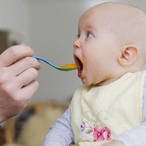 baby feeding baby feeding