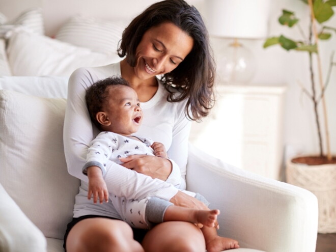 How to move from breastfeeding to bottle-feeding: A parents’ guide How to move from breastfeeding to bottle-feeding: A parents’ guide