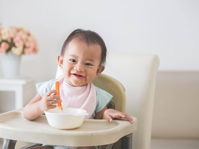 Comparing Methods & Benefits of Complementary Feeding